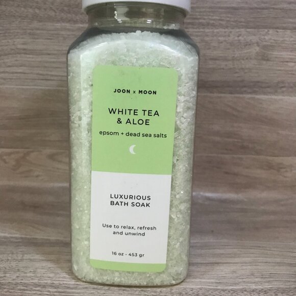 JOON X MOON WHITE TEA & ALOE Luxurious BATH Soak - Picture 1 of 4